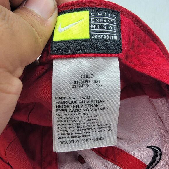 Nike Kids Red Baseball Hat Cap Adjustable Strap Outdoors Casual Lightweight - Picture 5 of 9